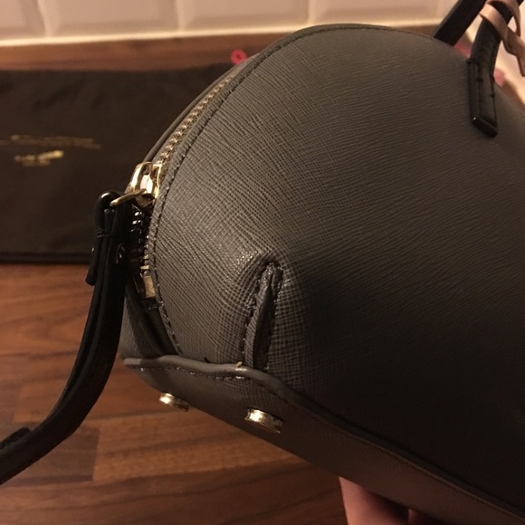 Extra Photos - Picture 2 of 5